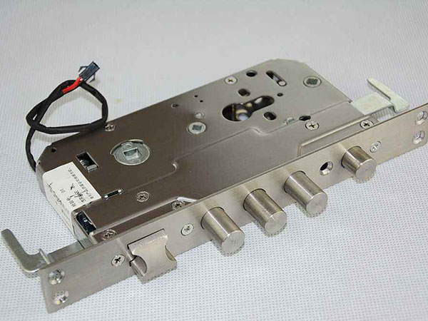 路南24小时上门开锁公司