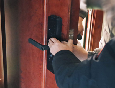 路南24小时上门开锁公司